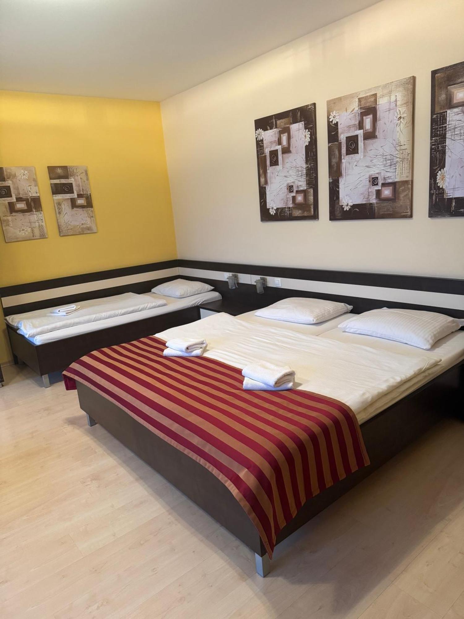 Apartman Paradise Bešeňová Exteriör bild