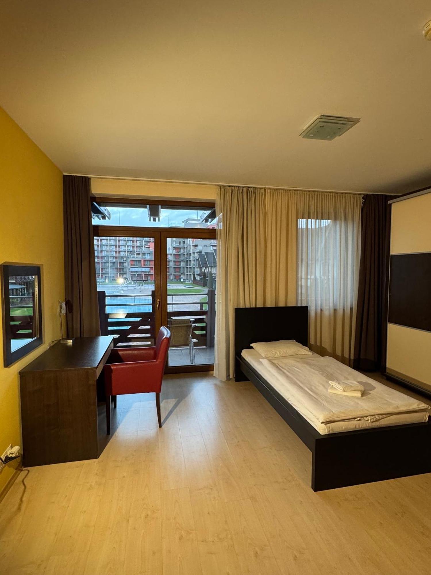 Apartman Paradise Bešeňová Exteriör bild