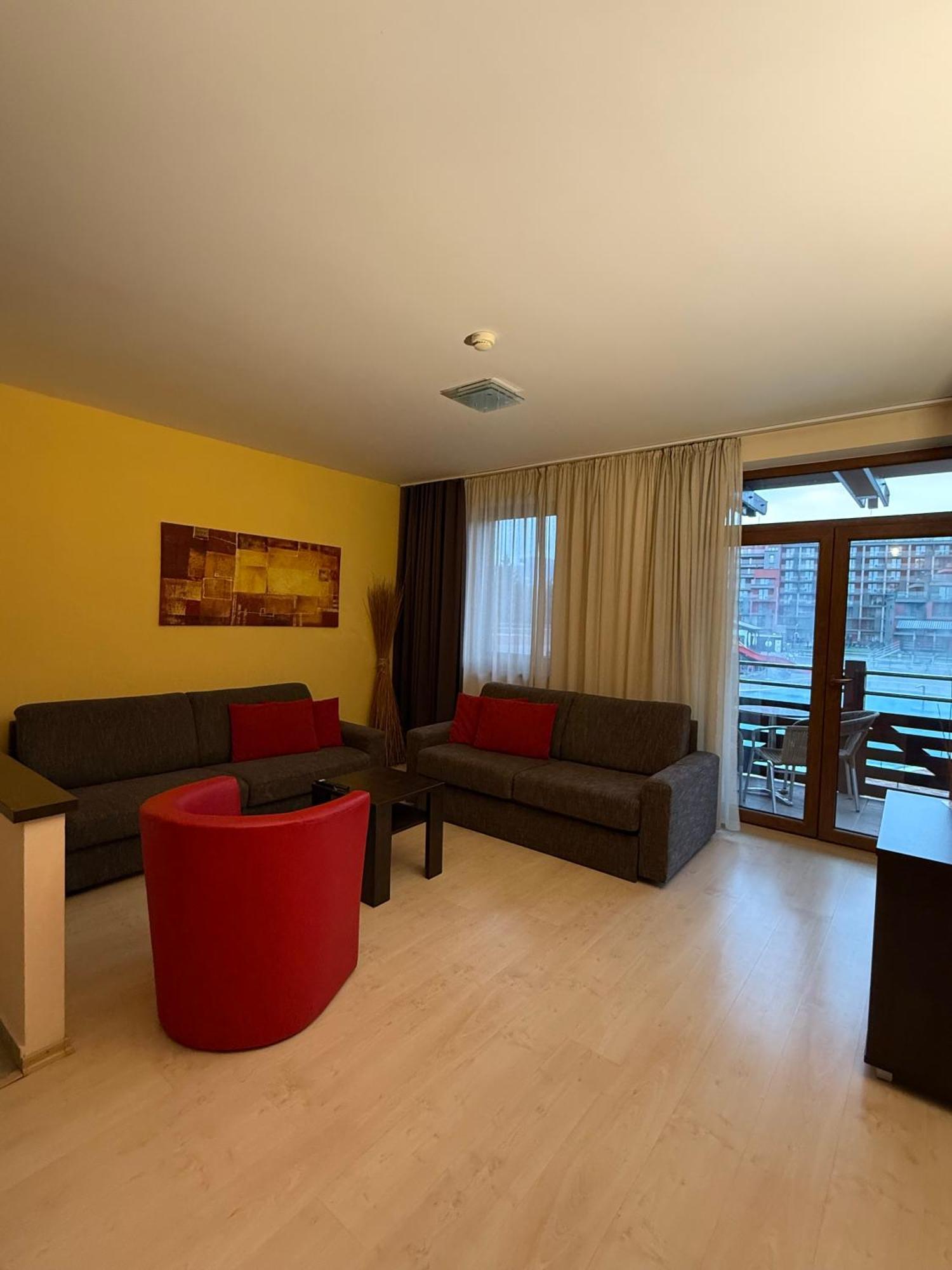 Apartman Paradise Bešeňová Exteriör bild