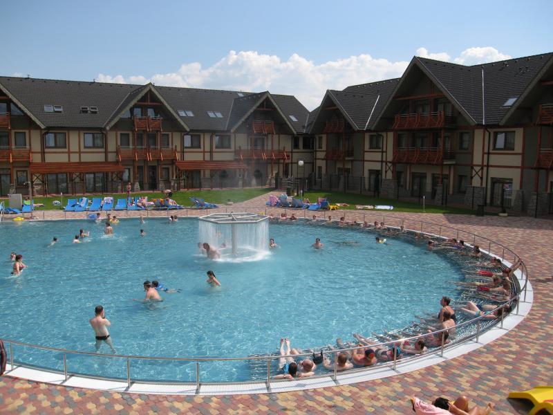 Apartman Paradise Bešeňová Exteriör bild