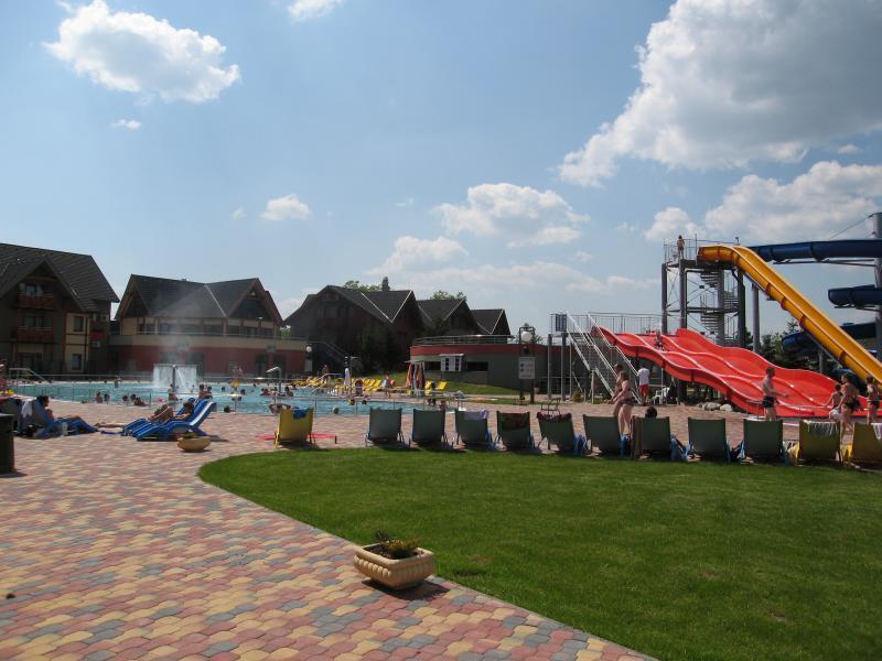 Apartman Paradise Bešeňová Exteriör bild
